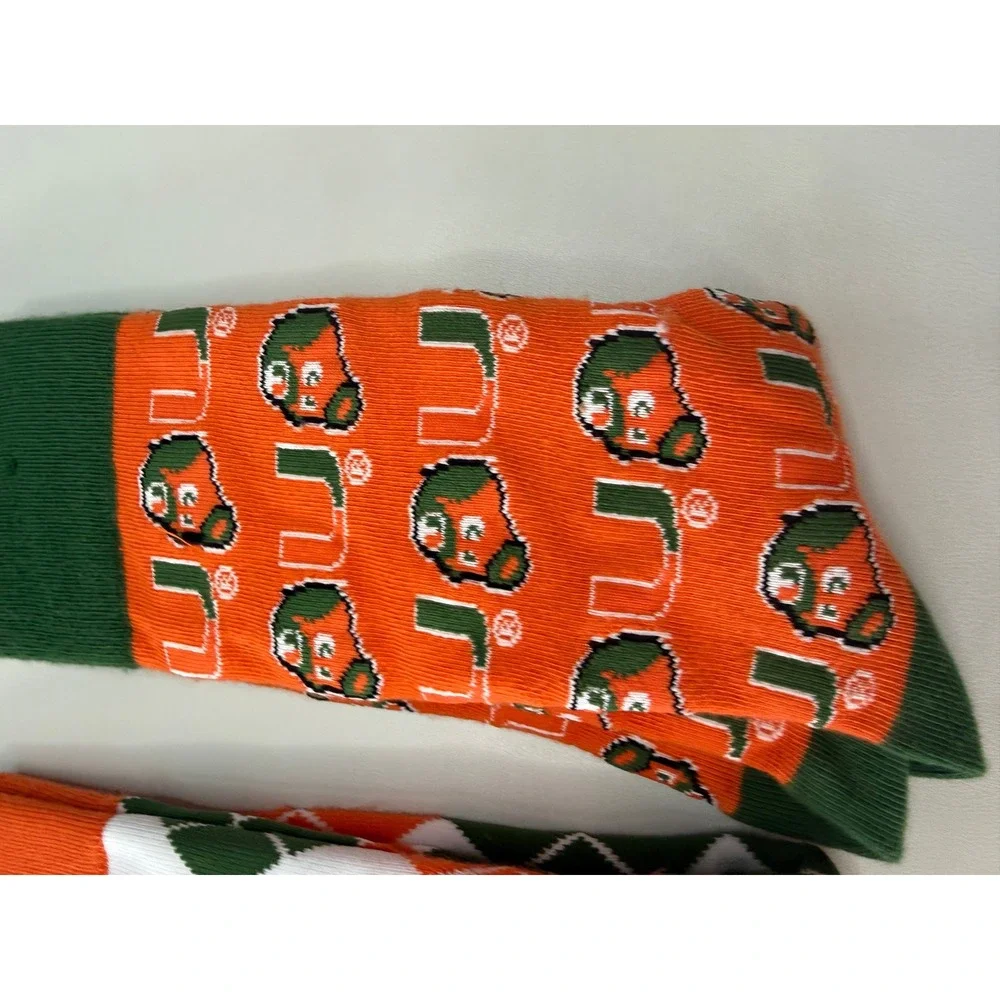 Strideline Miami Hurricanes Business Casual Socks 2 Pairs Sebastian M/L NEW